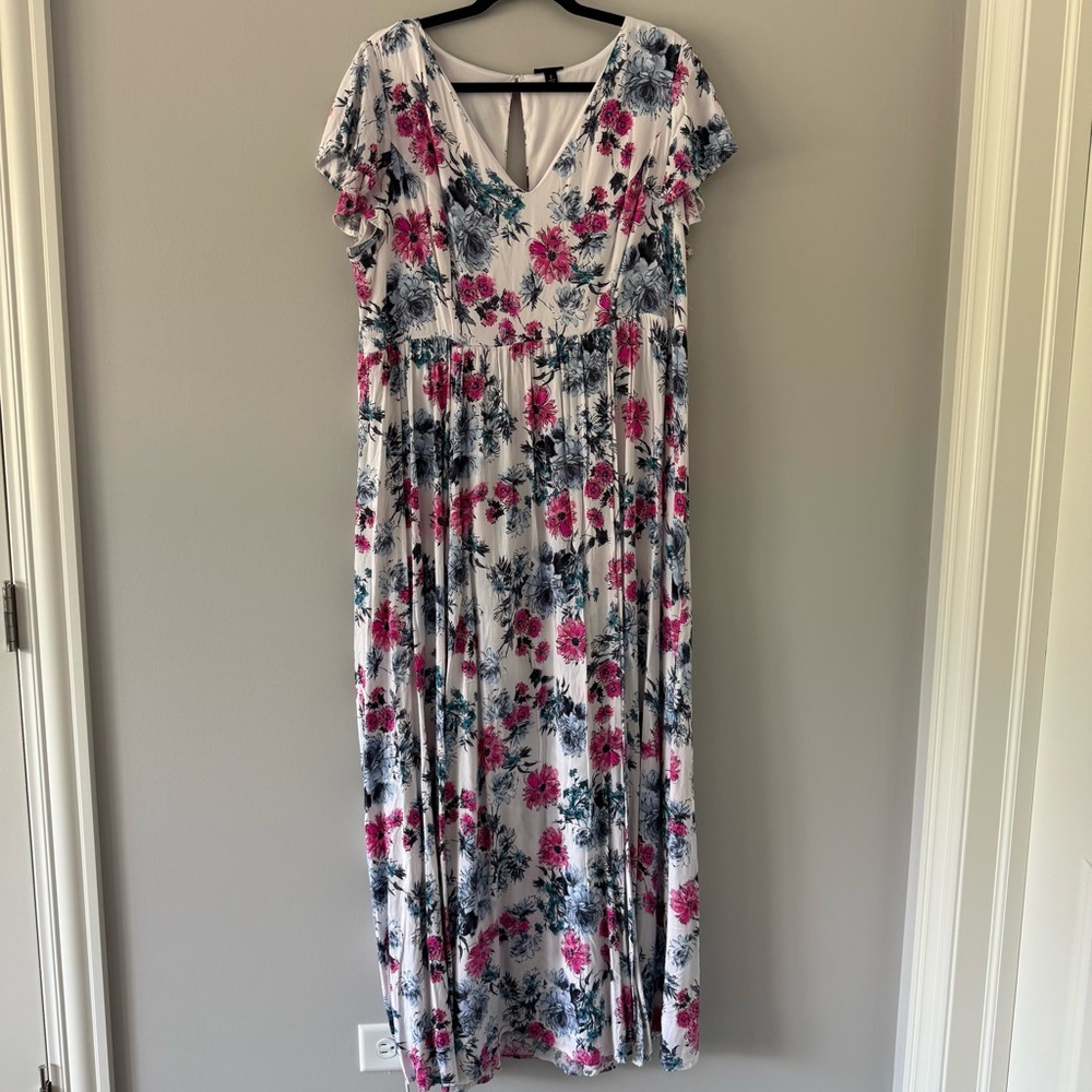 Torrid floral print flutter sleeve long maxi dress size 2